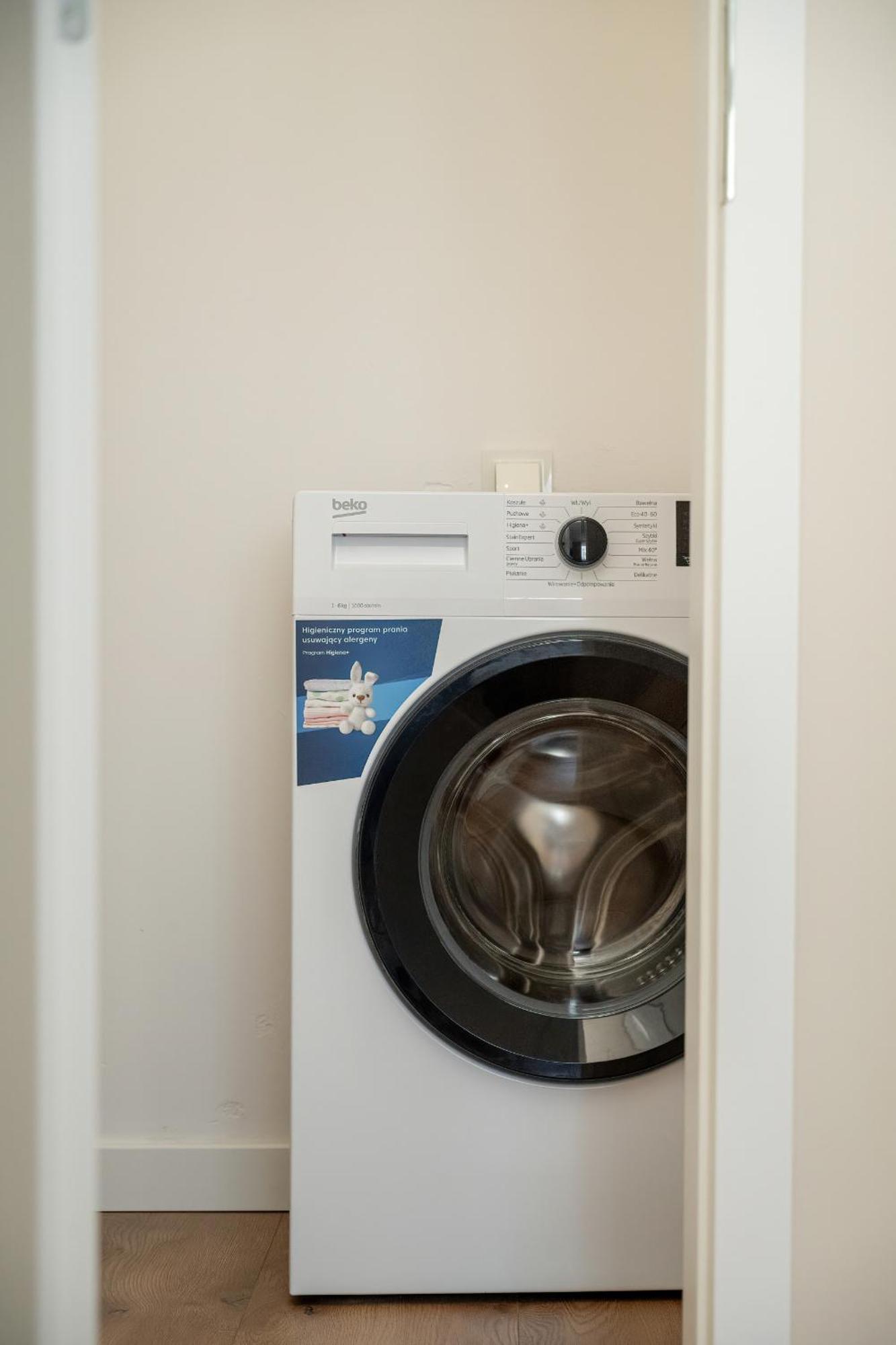 Piekny Apartament Wichrowa - 2 Sypialnie Free Garage Wroclaw By Noclegi Renters エクステリア 写真
