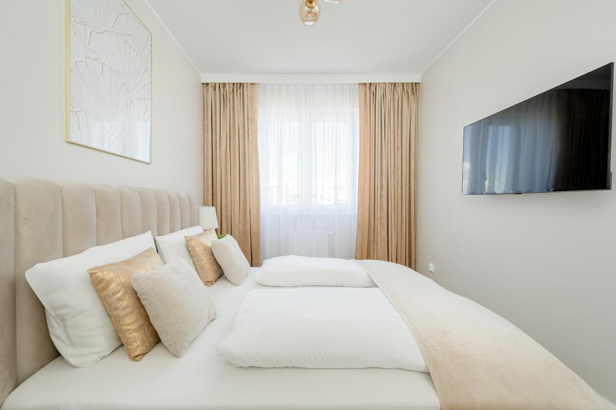 Piekny Apartament Wichrowa - 2 Sypialnie Free Garage Wroclaw By Noclegi Renters エクステリア 写真